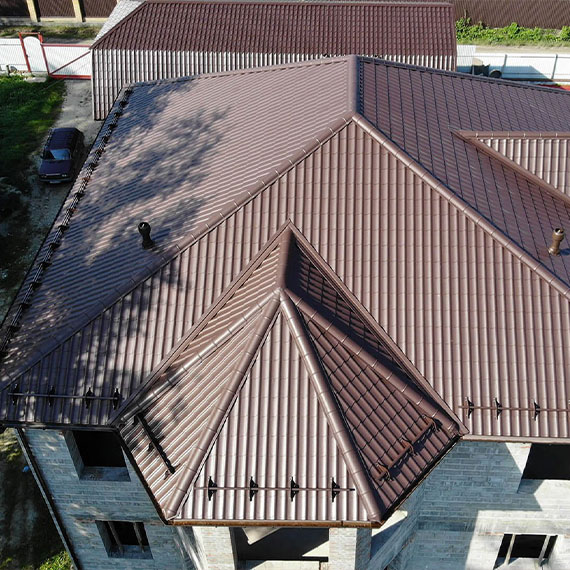 Монтаж сложной крыши и кровли в Красноуфимске и Свердловской области